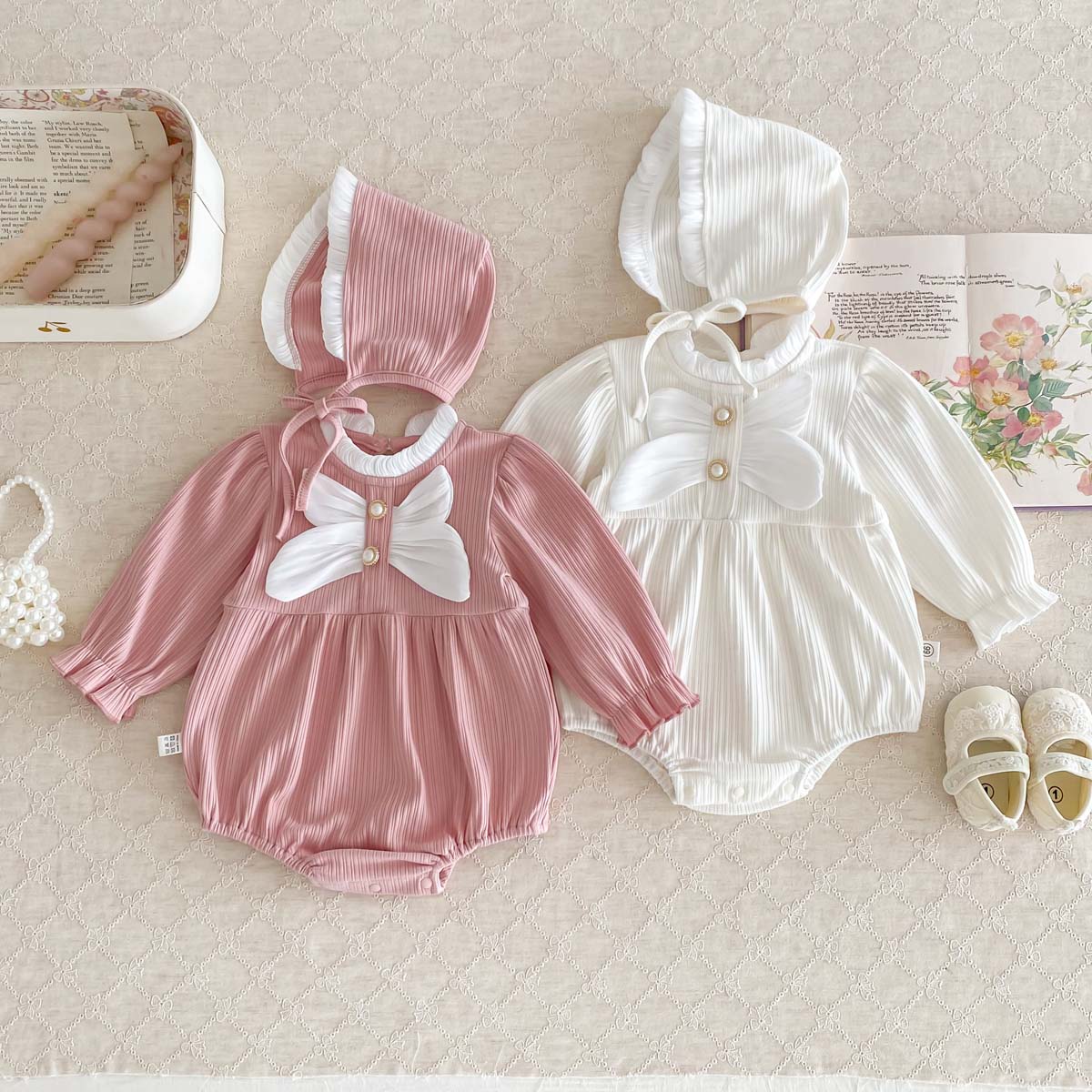Baby Clothing Display - Barboteuse d'automne pour bébé fille, avec